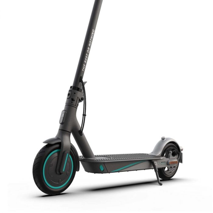 Xiaomi Mi Electric Scooter Pro 2 Mercedes AMG Petronas F1 Team Edition