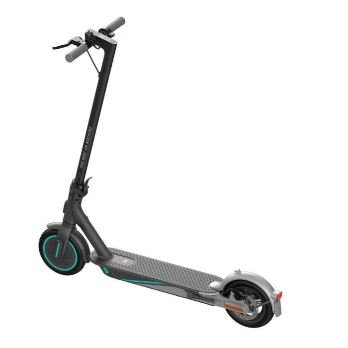 Xiaomi Mi Electric Scooter Pro 2 Mercedes AMG Petronas F1 Team Edition